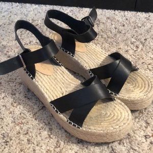 Chase and Chloe espadrille wedge sandals